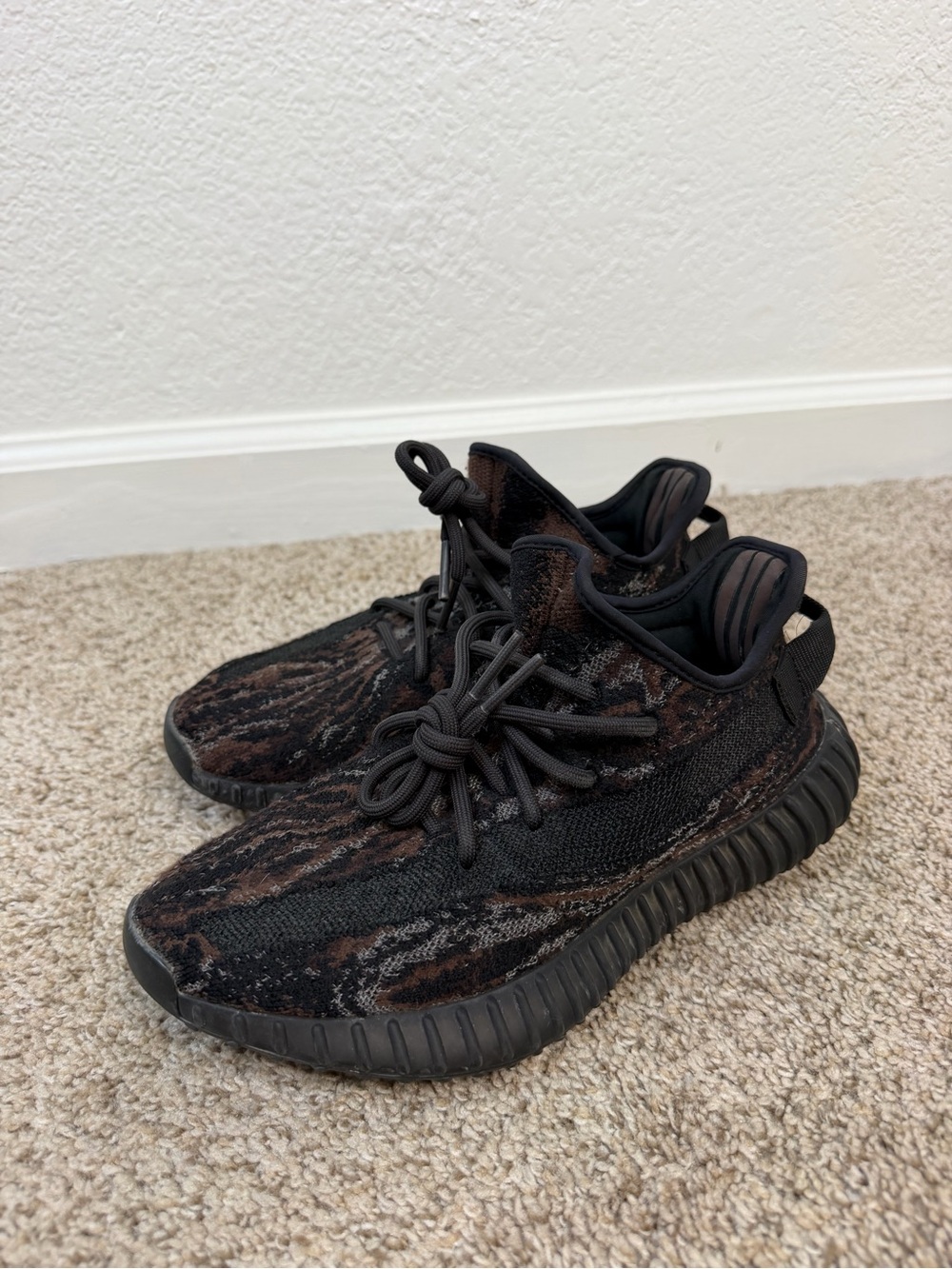 Adidas Yeezy Boost 350 V2 MX  size 5.5